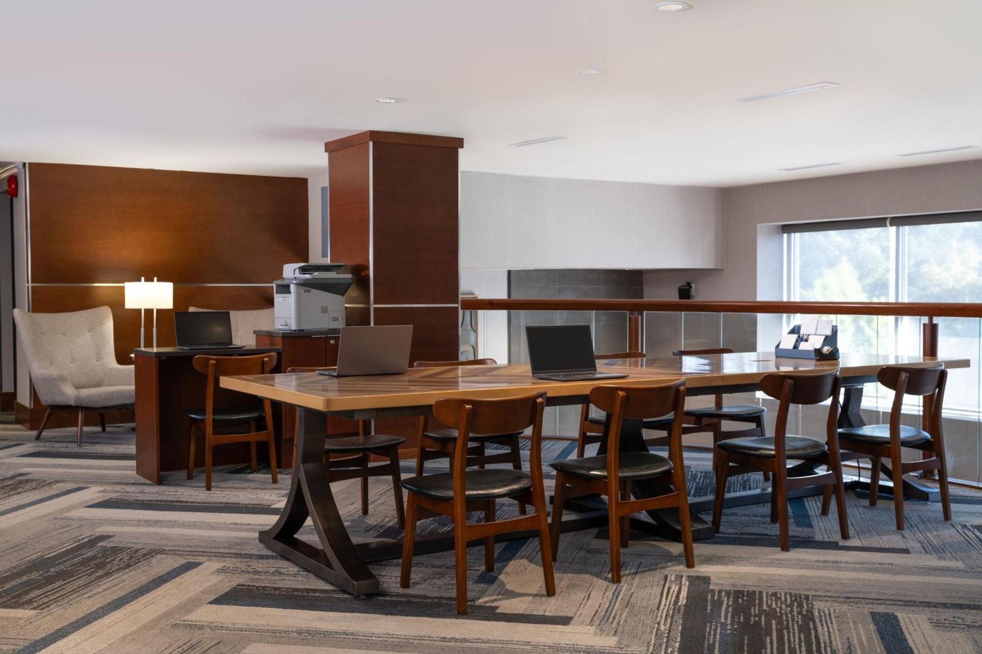 Four Points By Sheraton Victoria Gateway Langford Kültér fotó